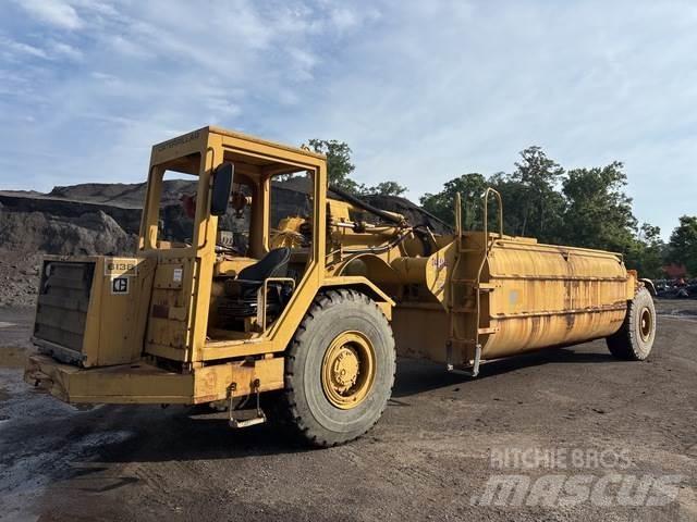 CAT 613B Auto-tanques