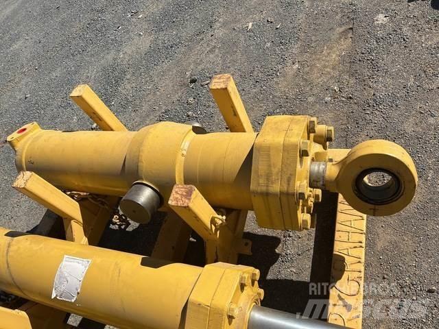 CAT 657E Transportes - Outros
