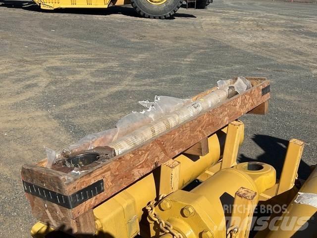 CAT 657E Transportes - Outros
