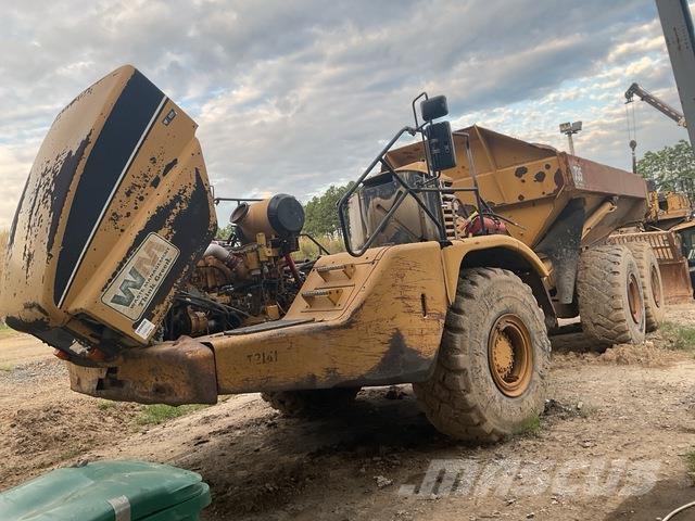 CAT 735 Camiões articulados