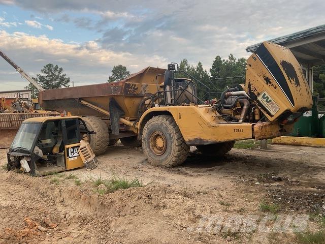 CAT 735 Camiões articulados