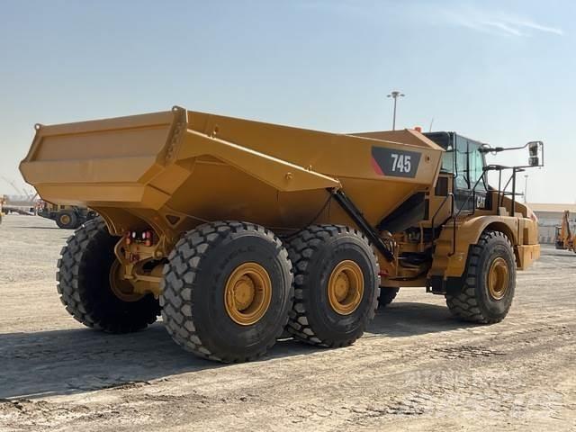 CAT 745 Camiões articulados