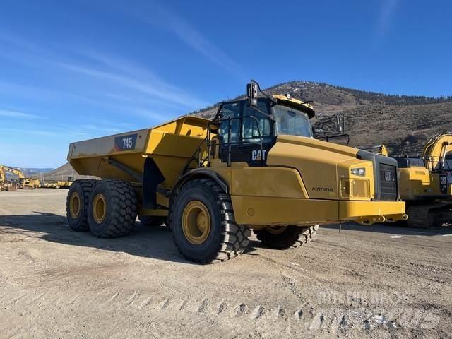 CAT 745 Camiões articulados