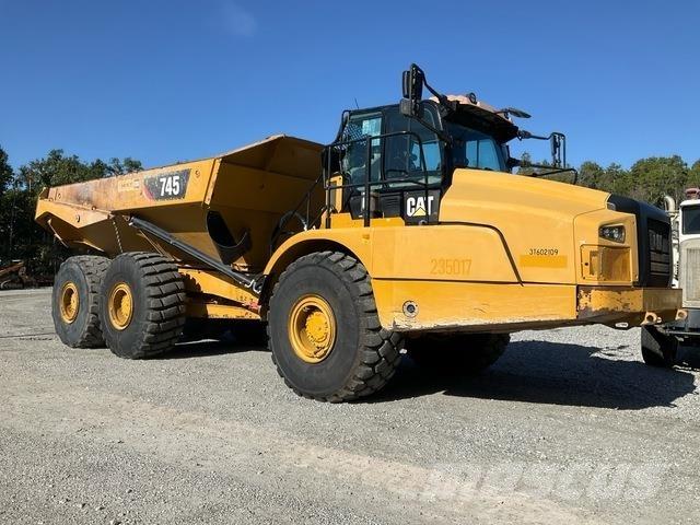 CAT 745 Camiões articulados
