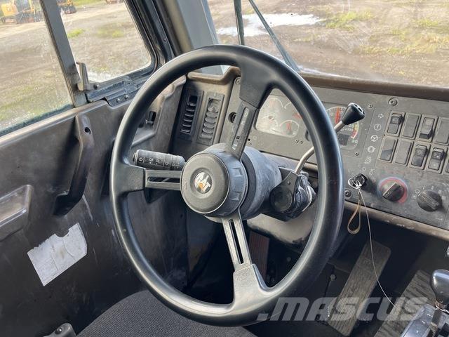 CAT 775D Camiões articulados