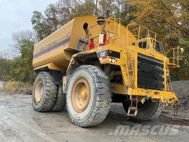 CAT 777B Auto-tanques