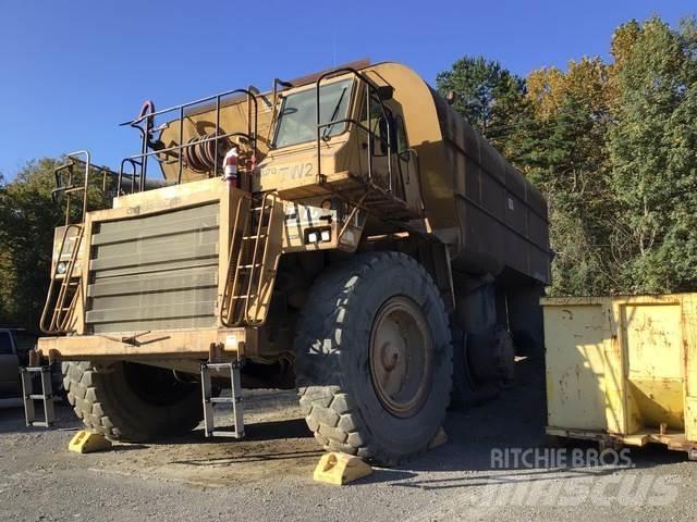 CAT 777C Auto-tanques