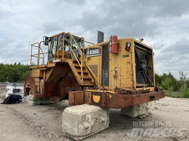 CAT 836G Compactadores para terra