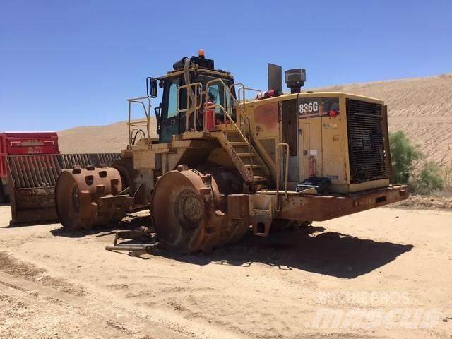 CAT 836G Compactadores para terra