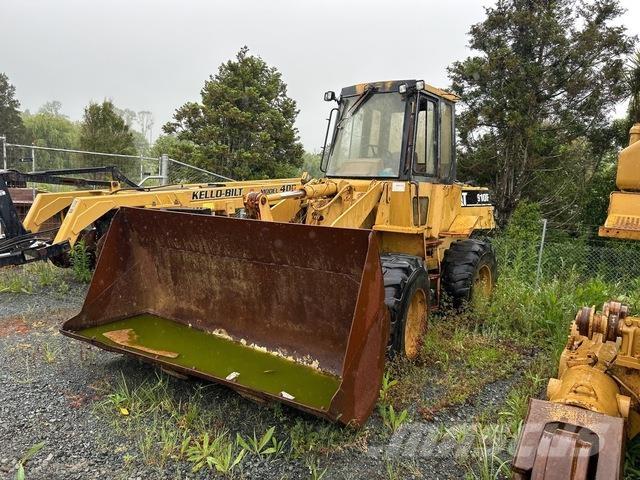 CAT 910F Pás carregadoras de rodas