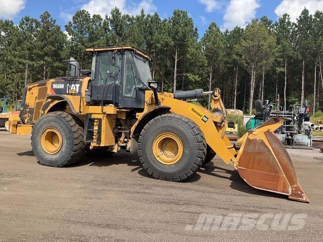 CAT 966M Pás carregadoras de rodas