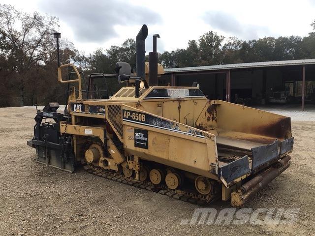 CAT AP-650B Pavimentadoras de asfalto