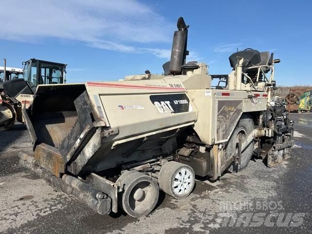 CAT AP1000D Pavimentadoras de asfalto
