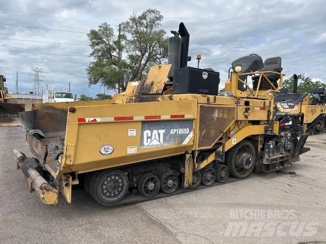 CAT AP1055D Pavimentadoras de asfalto