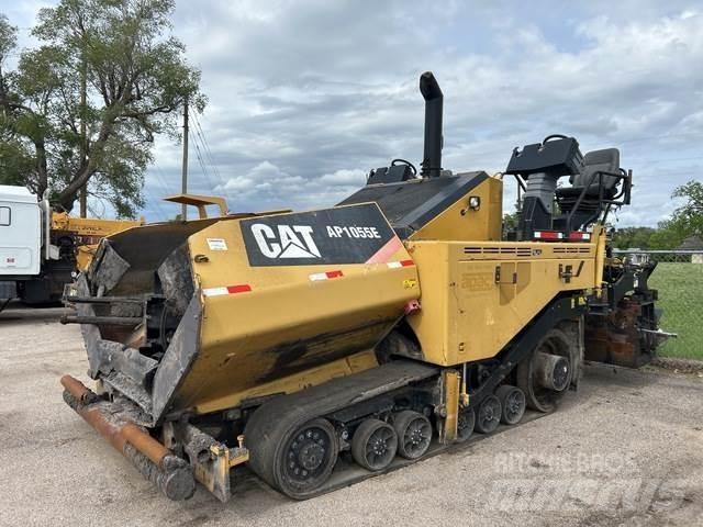 CAT AP1055E Pavimentadoras de asfalto