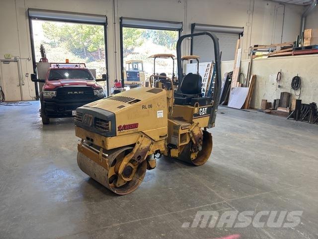 CAT CB-214C Cilindros Compactadores tandem