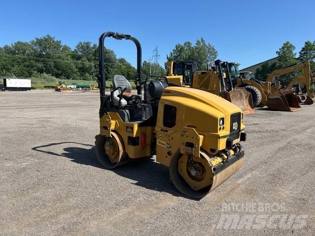 CAT CB2.7 Cilindros Compactadores tandem