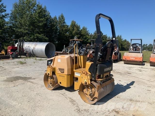 CAT CB24 Cilindros Compactadores tandem