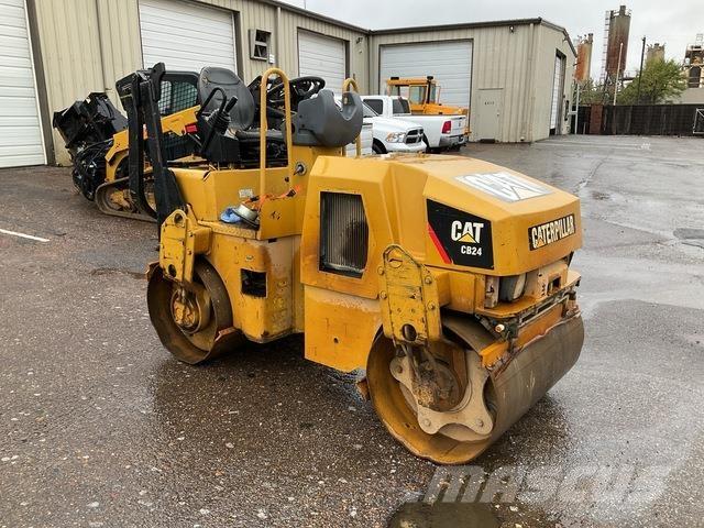 CAT CB24 Cilindros Compactadores tandem