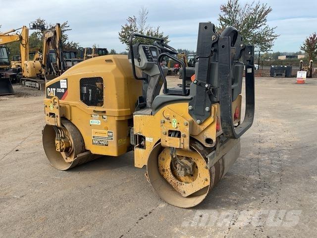 CAT CB24B Cilindros Compactadores tandem