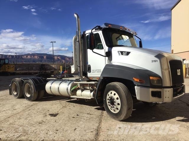 CAT CT660 Tractores (camiões)