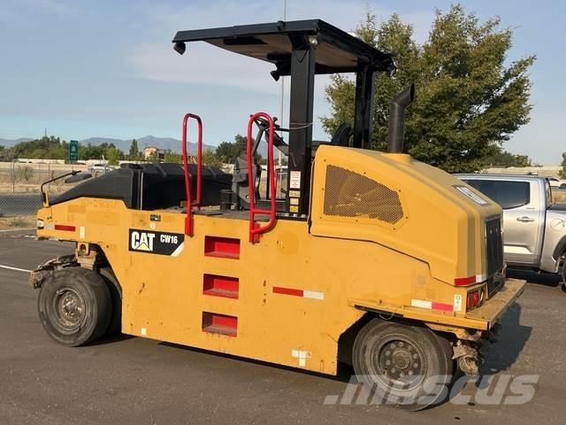 CAT CW16 Cilindros Compactadores de pneus