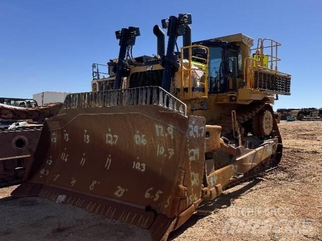 CAT D10T2 Dozers - Tratores rastos