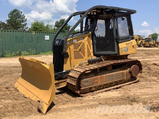 CAT D3 Dozers - Tratores rastos