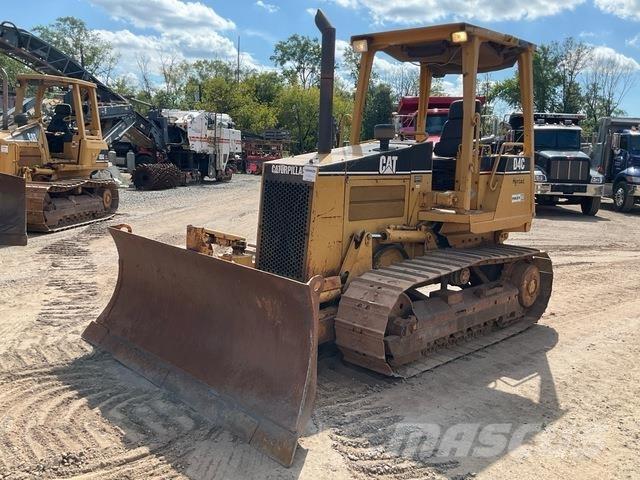CAT D4C Dozers - Tratores rastos