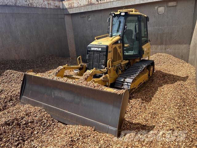CAT D4K LGP Dozers - Tratores rastos