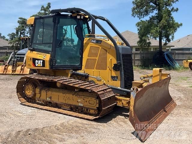 CAT D4K2 LGP Dozers - Tratores rastos
