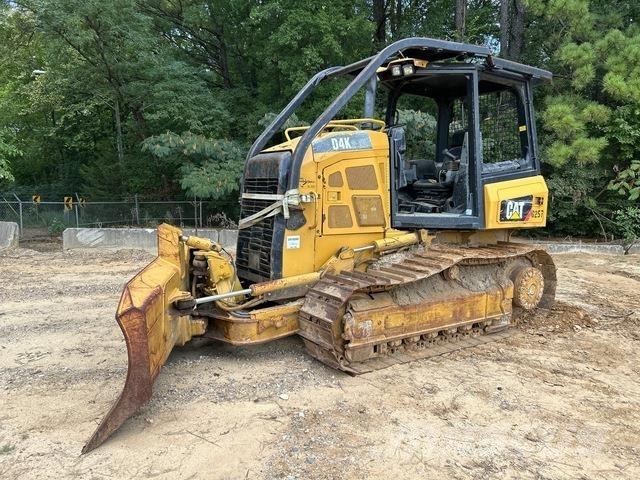 CAT D4K2 XL Dozers - Tratores rastos