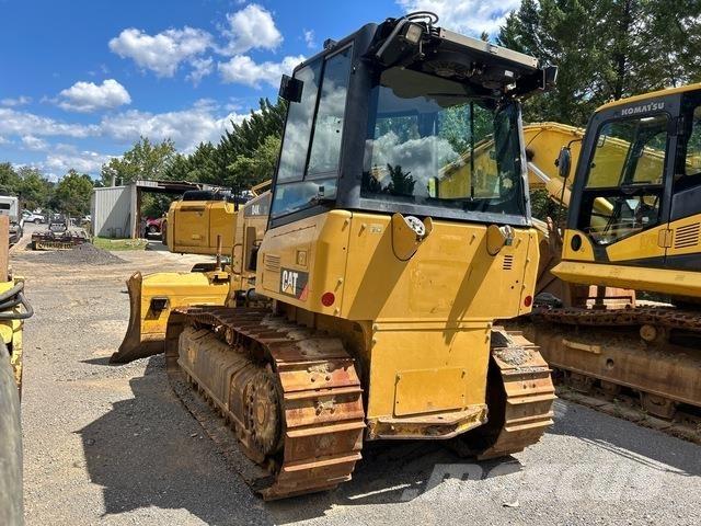 CAT D4K2 XL Dozers - Tratores rastos