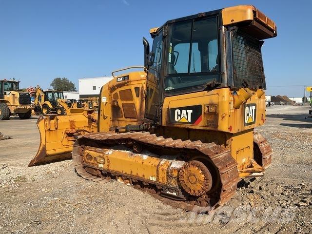 CAT D5K2 XL Dozers - Tratores rastos