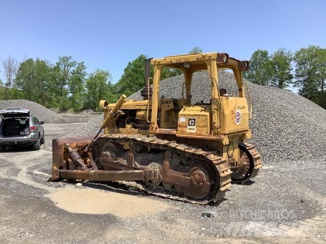 CAT D6D Dozers - Tratores rastos