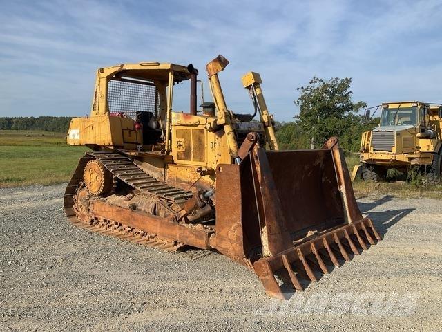 CAT D6H Dozers - Tratores rastos