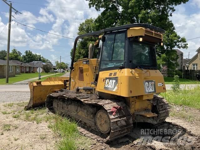 CAT D6K2 LGP Dozers - Tratores rastos