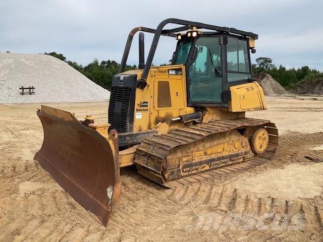 CAT D6K2 LGP Dozers - Tratores rastos