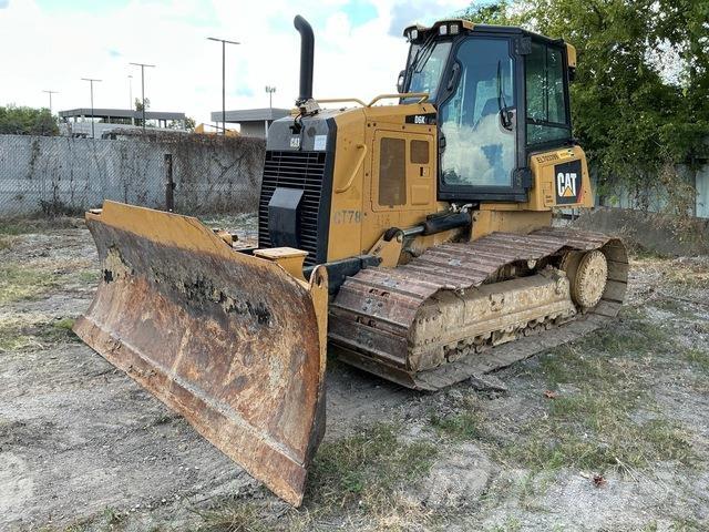 CAT D6K2 LGP Dozers - Tratores rastos