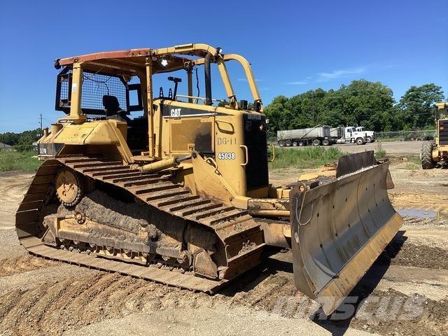 CAT D6N LGP Dozers - Tratores rastos