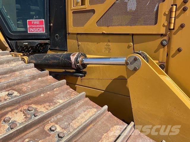 CAT D6N LGP Dozers - Tratores rastos