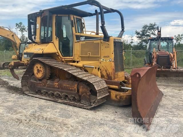 CAT D6N XL Dozers - Tratores rastos