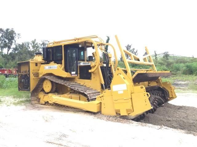 CAT D6R Dozers - Tratores rastos