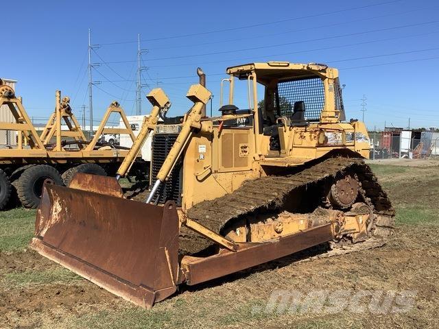CAT D6R Dozers - Tratores rastos