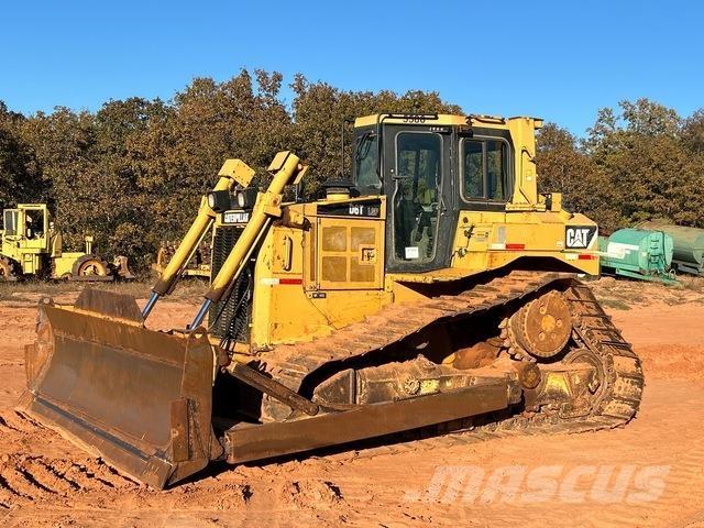 CAT D6T LGP Dozers - Tratores rastos