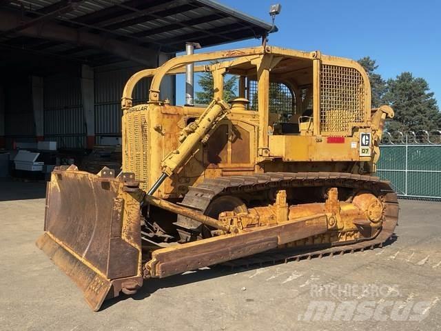 CAT D7 Dozers - Tratores rastos