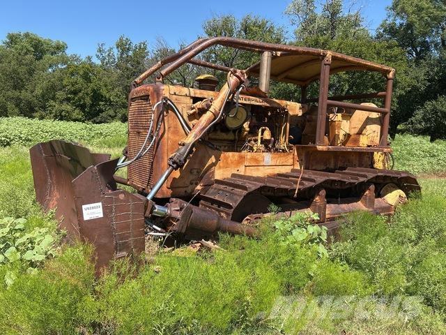CAT D8H Dozers - Tratores rastos