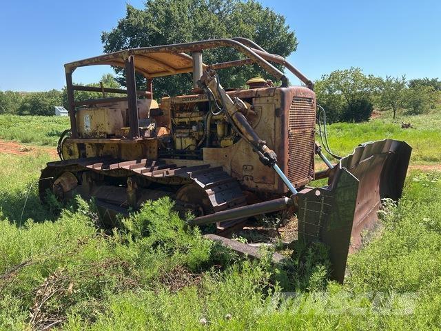 CAT D8H Dozers - Tratores rastos