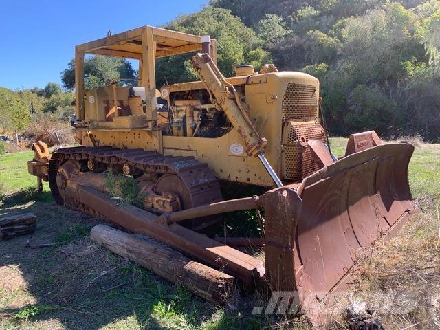 CAT D8H Dozers - Tratores rastos