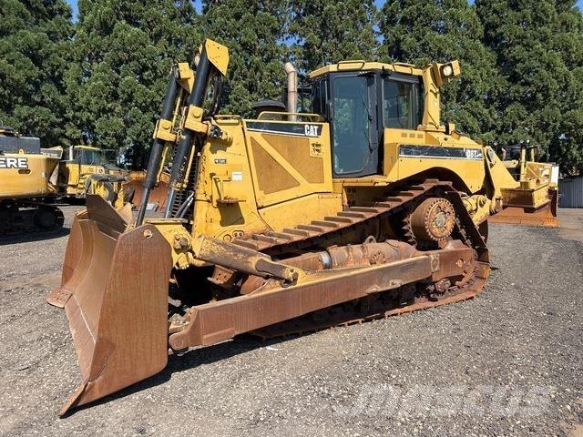 CAT D8T Dozers - Tratores rastos